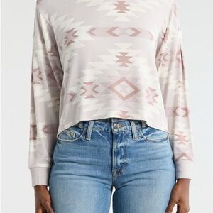 Women's Geometric Patterned Top